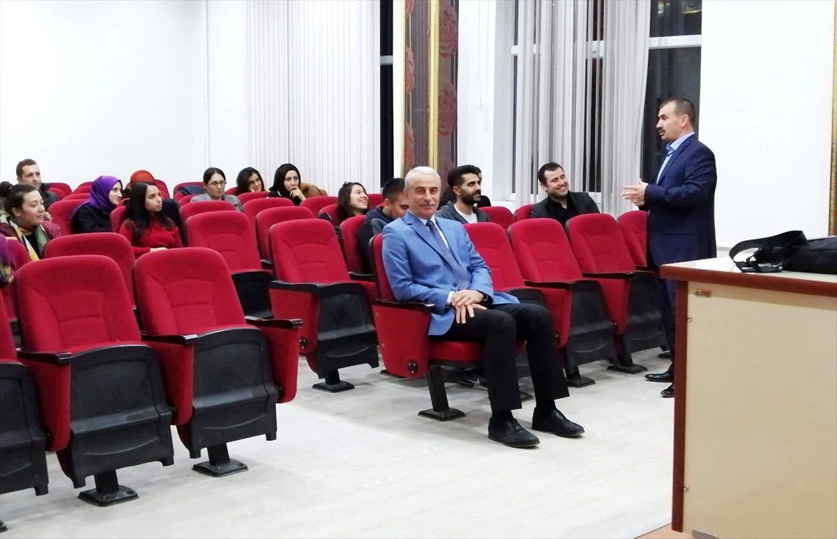 Sorgun\'da aday öğretmenlere seminer verildi