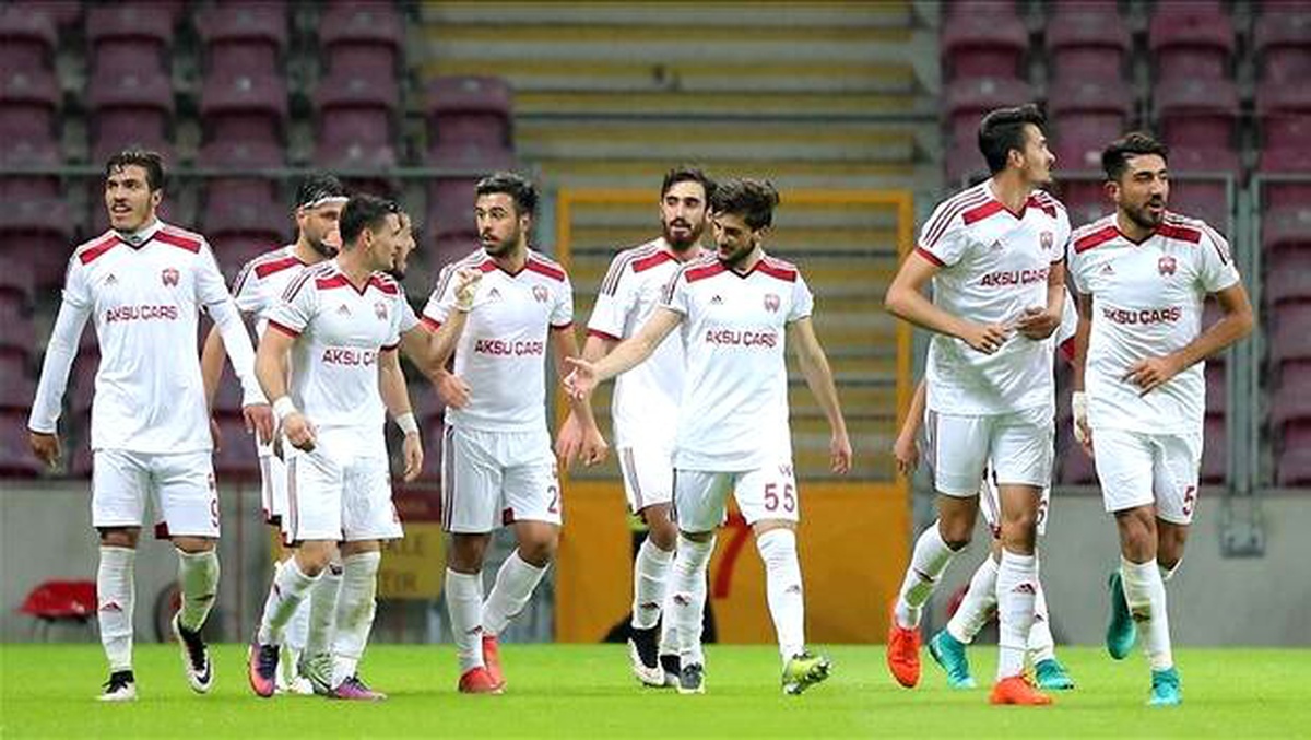 Tarihinde ilk kez Beşiktaş\'ı ağırlayacak Erzincan\'da kupa maçı heyecanı