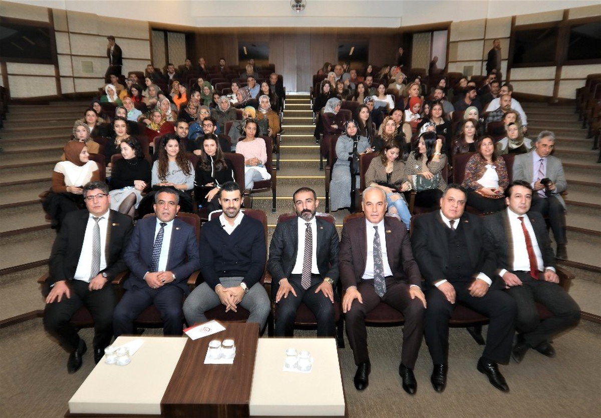 2020 modası Raşit Bağzıbağlı ile GTO\'da konuşuldu