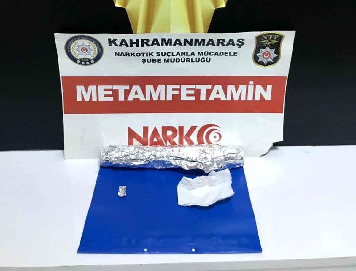 30 kişiye uyuşturucu satan 3 kişi tutuklandı