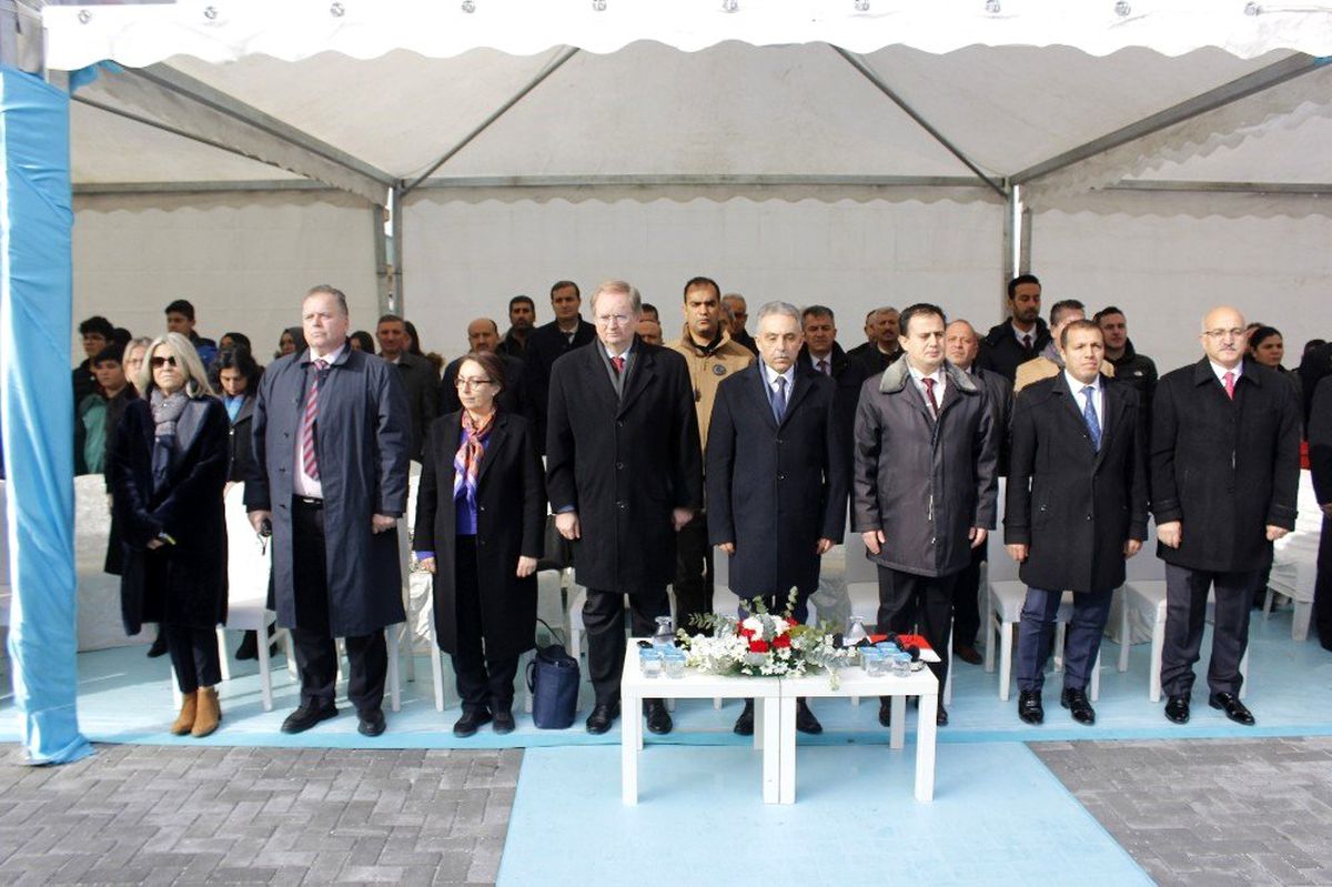 AB Delegasyon Başkanı Berger Konya\'da okul açılışına katıldı