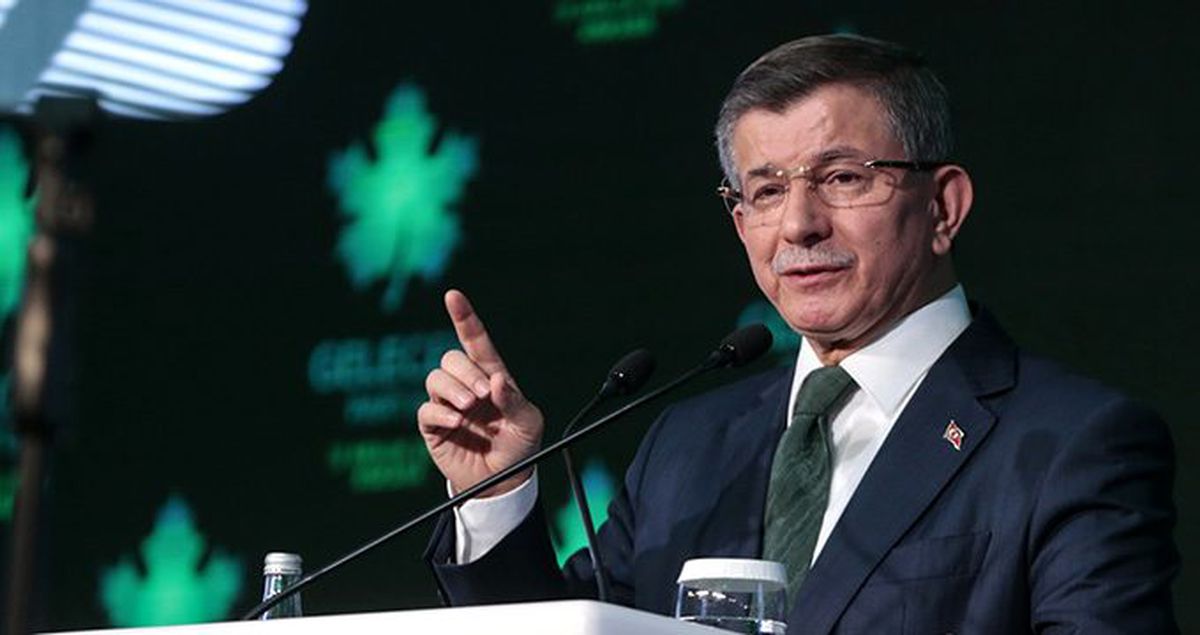 Ahmet Davutoğlu'ndan Devlet Bahçeli'nin yeni partilerle ilgili 'Dışarıdakilerin kuklaları' sözlerine yanıt