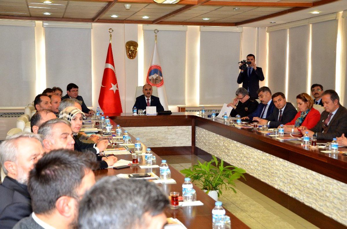 Bağımlılıkla Mücadele İl Koordinasyon Kurulu Vali Günaydın Başkanlığında Toplandı