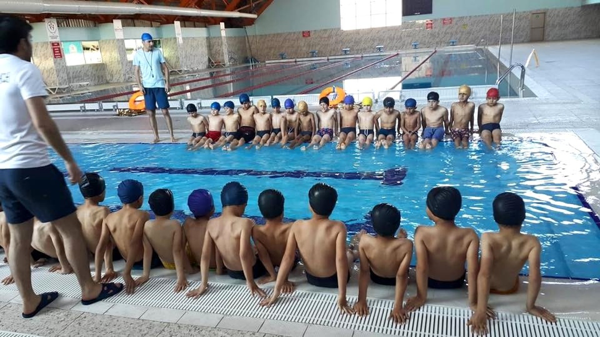 Bitlis\'te "Yüzme Bilmeyen Kalmasın" projesi