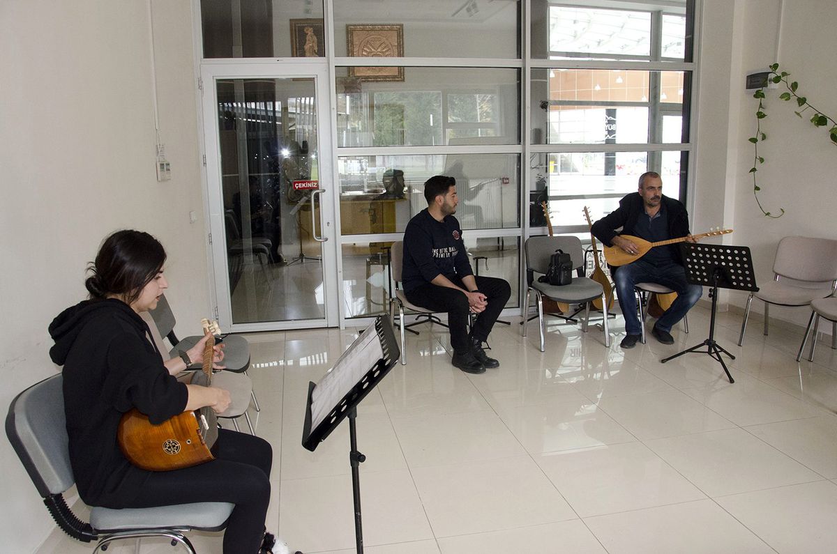Bu merkezde sanat var