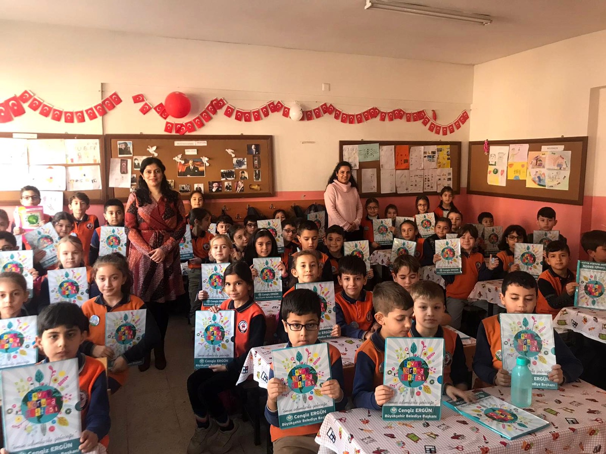 Cumhuriyet İlkokulu öğrencilerine çevre eğitimi