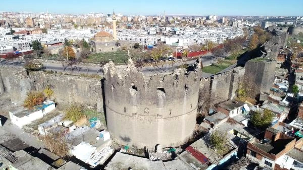 \'Diyarbakır surlarına bakım yapılırsa 5 milyon turist gelir\'