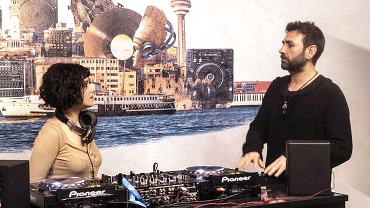 DJ\'lik okulu