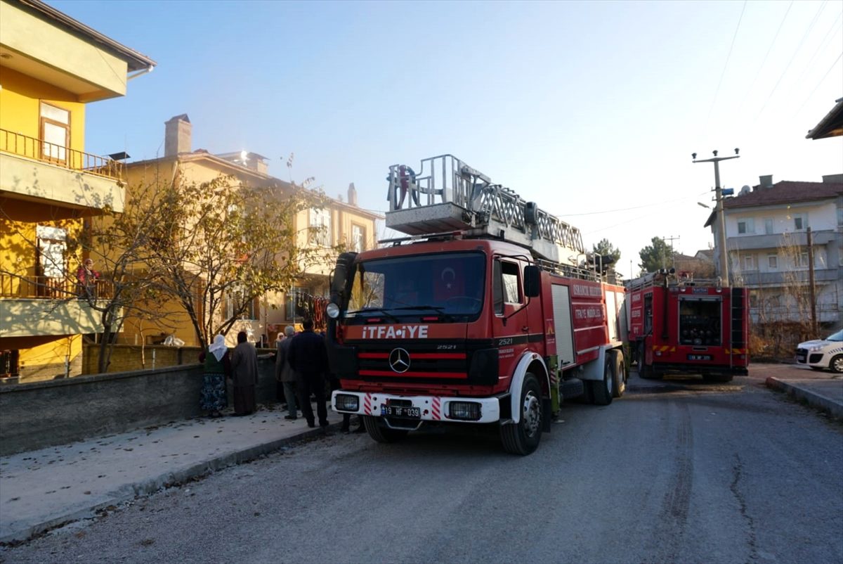 Duyarlı görevli ve vatandaş evi yanmaktan kurtardı