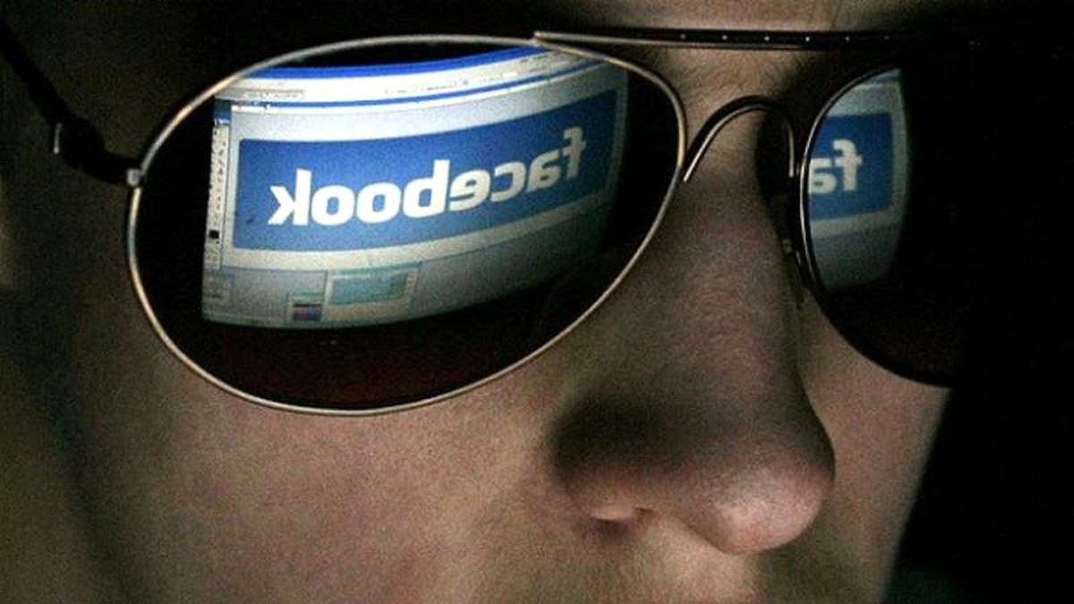 Facebook istemeseniz bile sizi takip etmeye devam ediyor