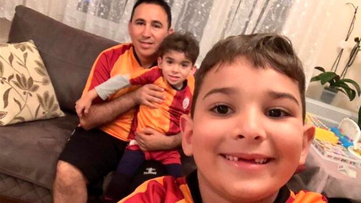 Galatasaray\'dan minik taraftara jest! Tuzlaspor maçına alınmamıştı...
