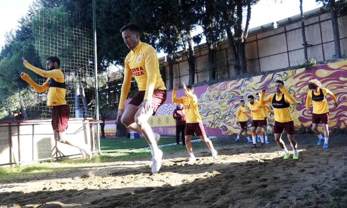 Galatasaray, Göztepe maçı hazırlıklarına başladı
