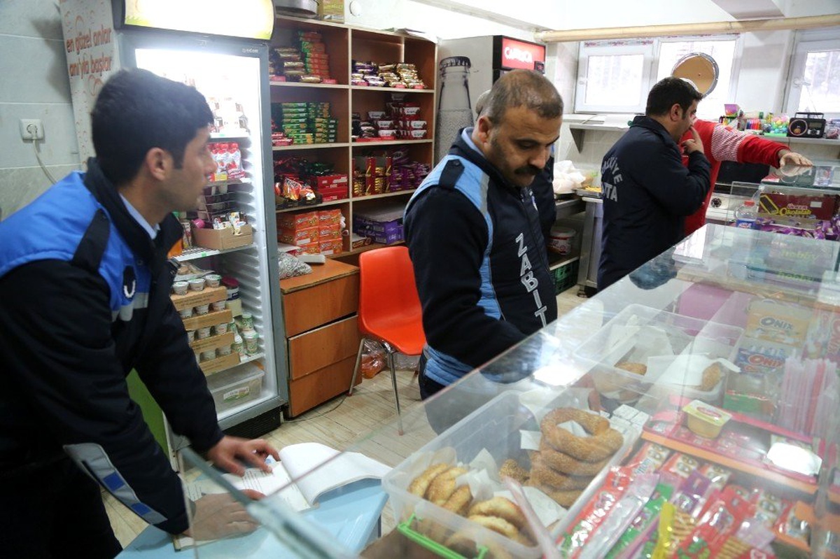 Haliliye zabıtası denetimlere ara vermiyor