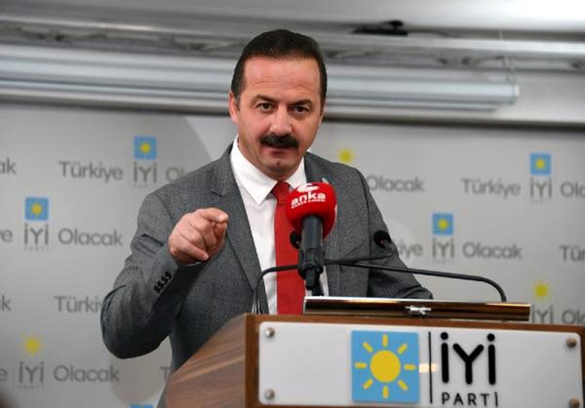 İYİ Partili Ağıralioğlu: Dış politikada Suriye\'nin yükü hala üzerimizde