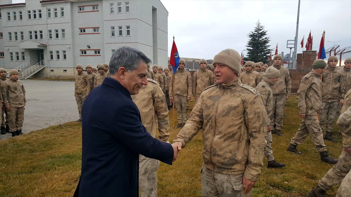 "Kıran 8" operasyonuna katılacak Mehmetçik operasyon bölgesine dualarla uğurlandı