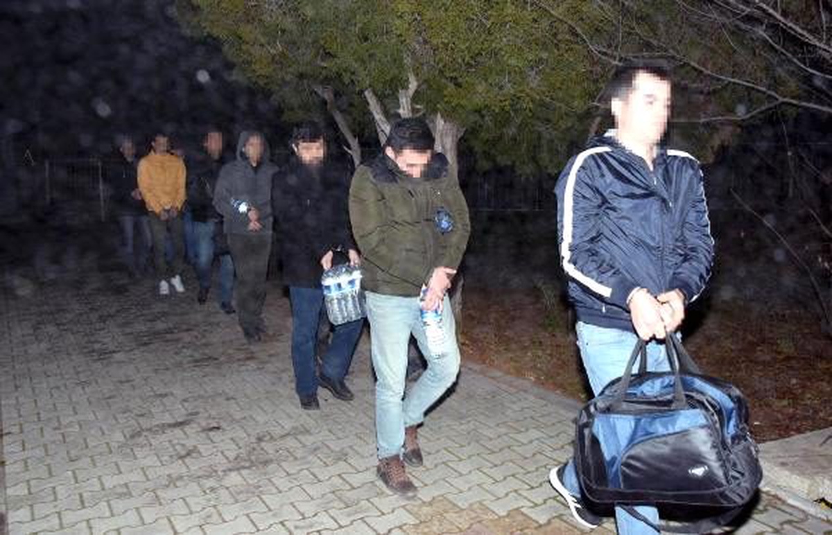 Kütahya merkezli FETÖ operasyonu: 19 gözaltı