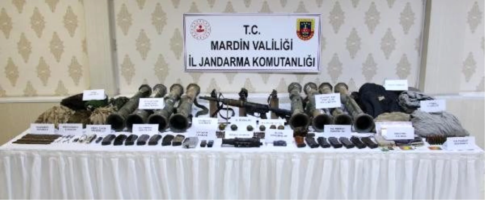 Mardin\'de 4 PKK\'lı teröristin etkisiz hale getirildiği operasyonda cephanelik ele geçirildi