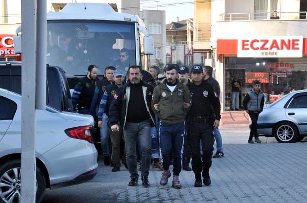 Osmaniye\'de DEAŞ Operasyonu: 13 gözaltı (2)