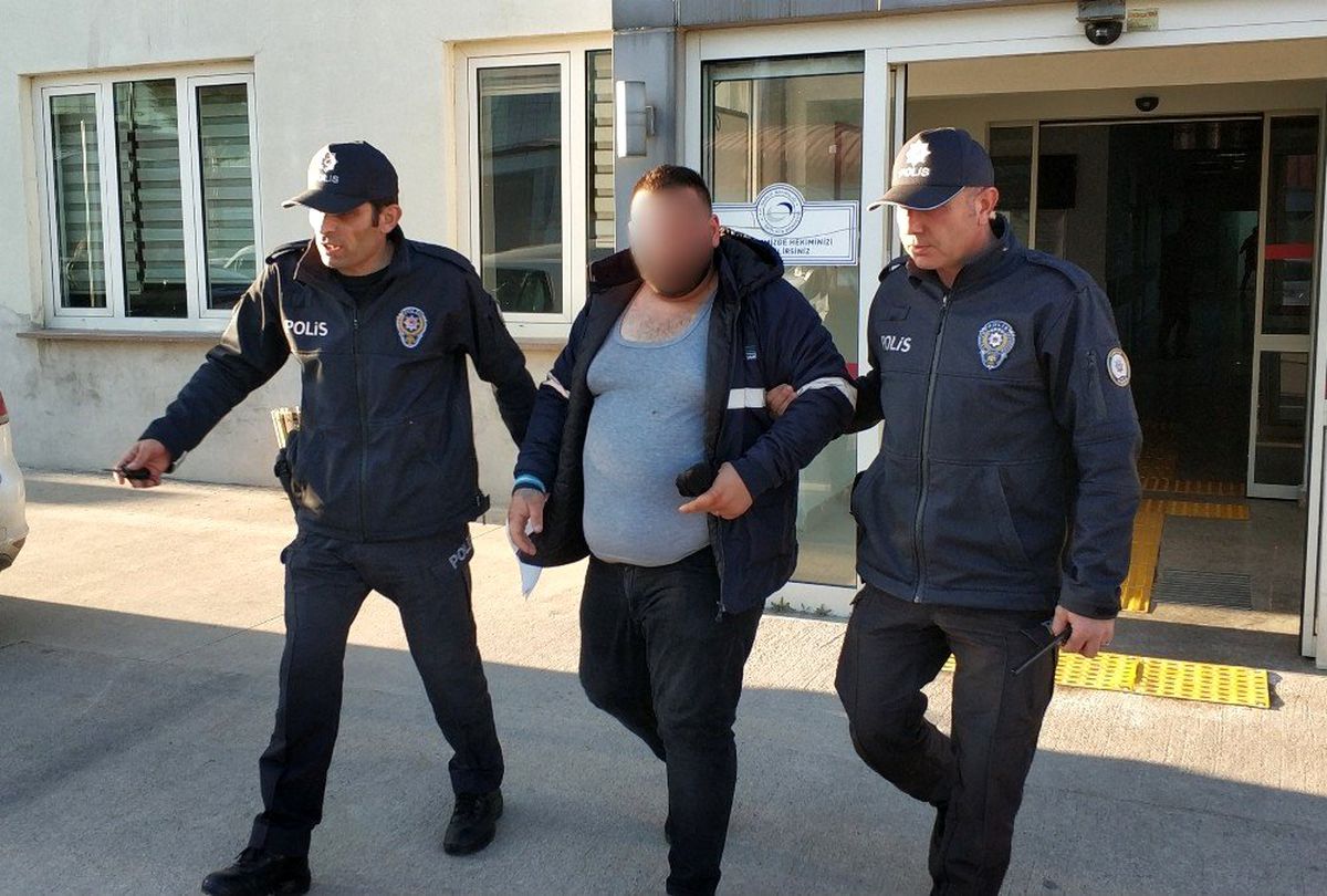 Tartıştığı babasını bıçakladı
