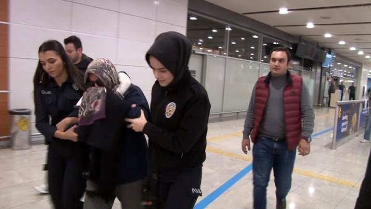 Uçakta olay çıkartan kadın yolcu adliyeye sevk edildi