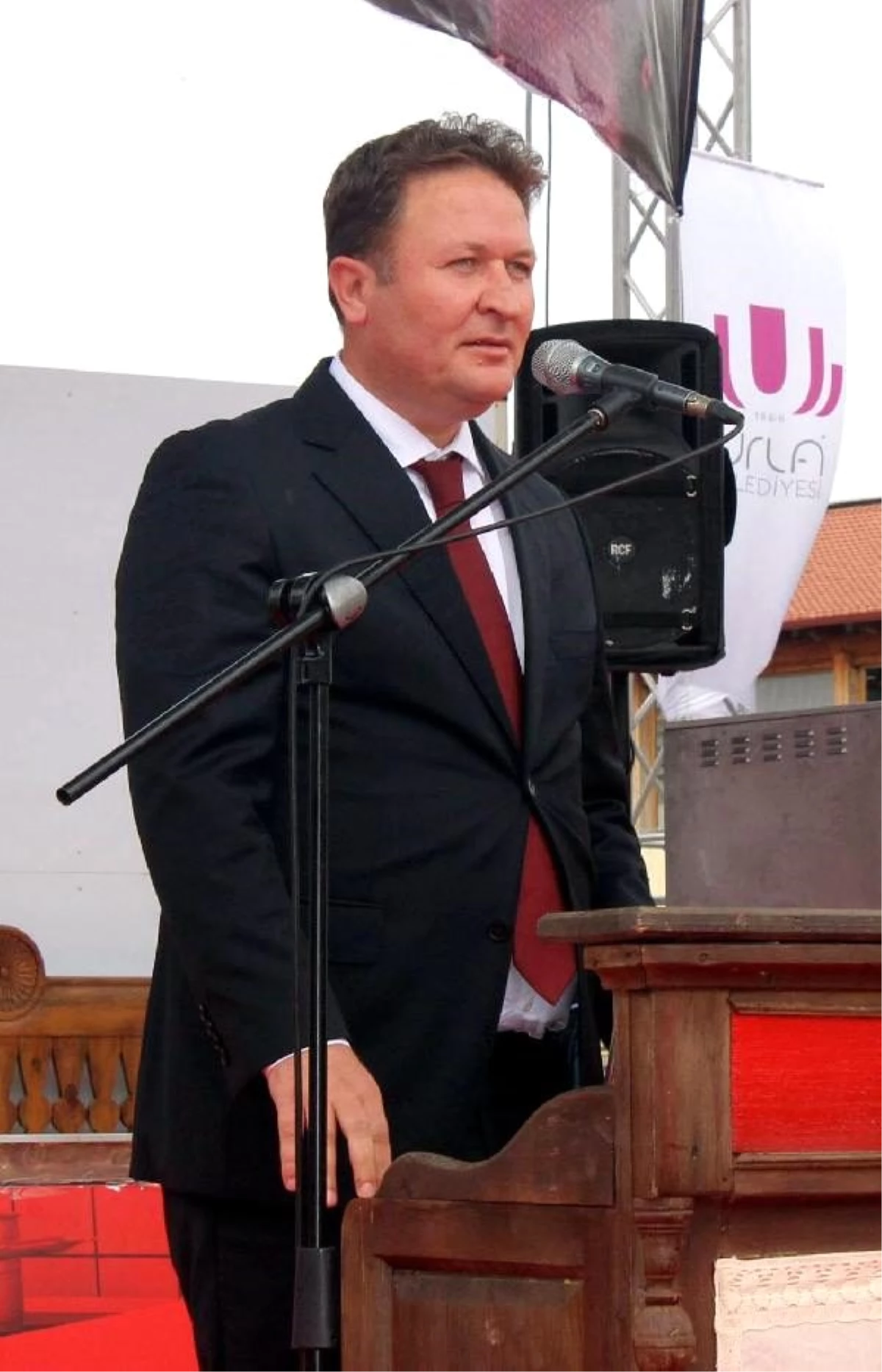 Urla Kaymakamı, Belediye Başkan Vekili olarak görevlendirildi