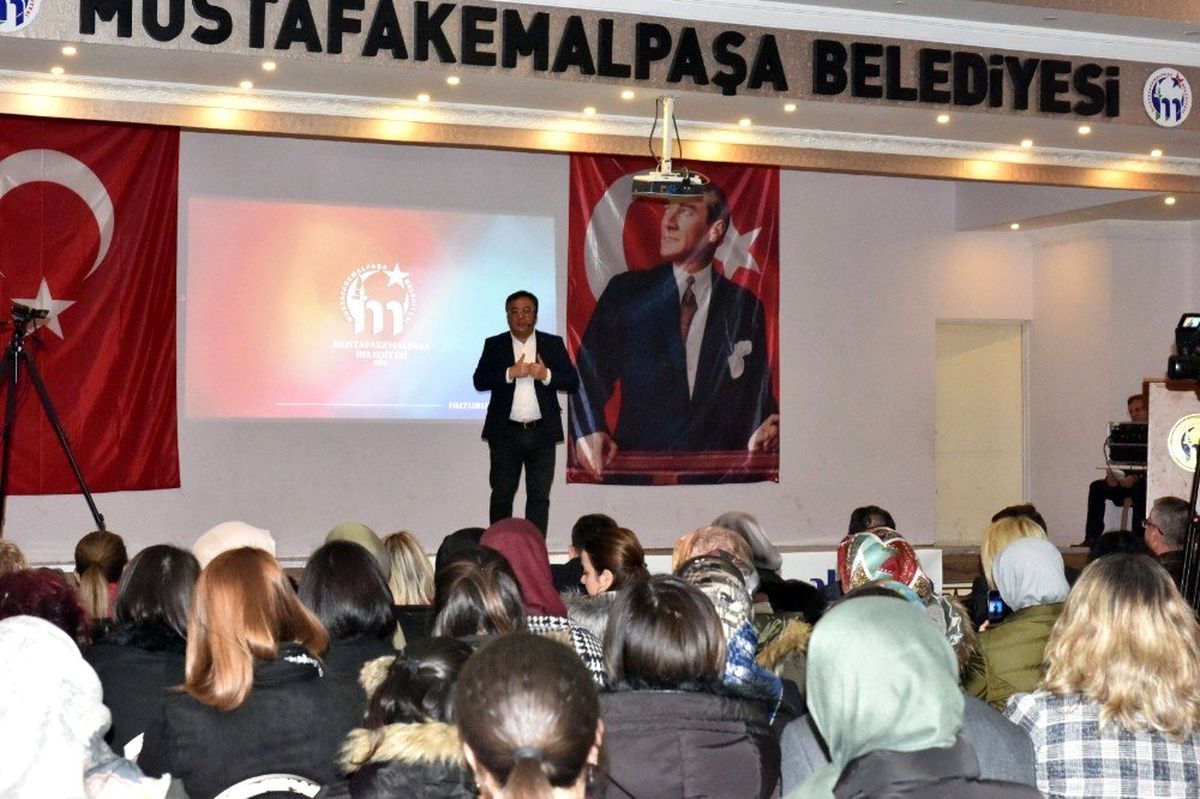 Yazar Akbaba, Mehmet Akif\'i anlattı