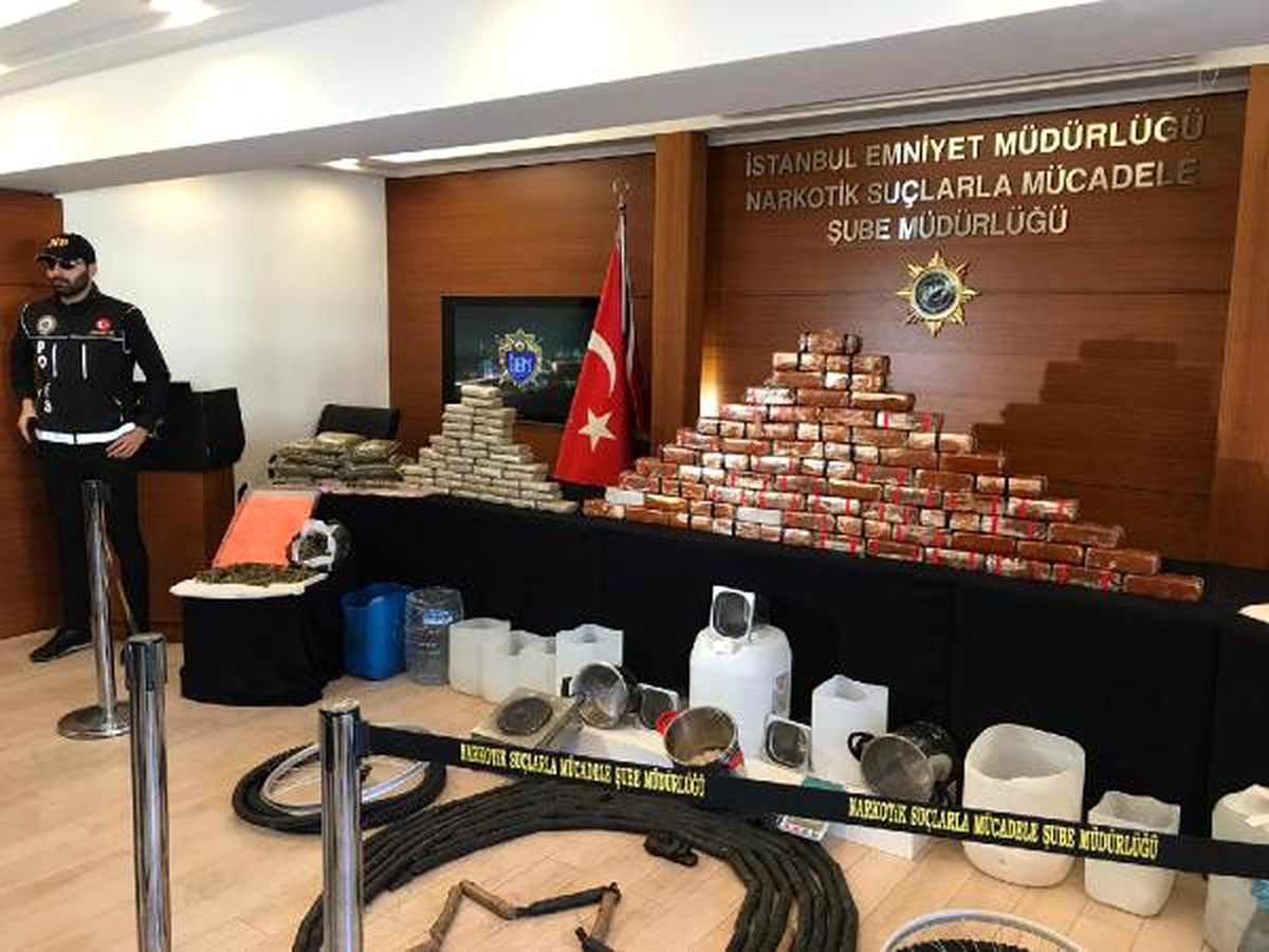 Yılbaşı öncesi uyuşturucu satıcılarına büyük darbe