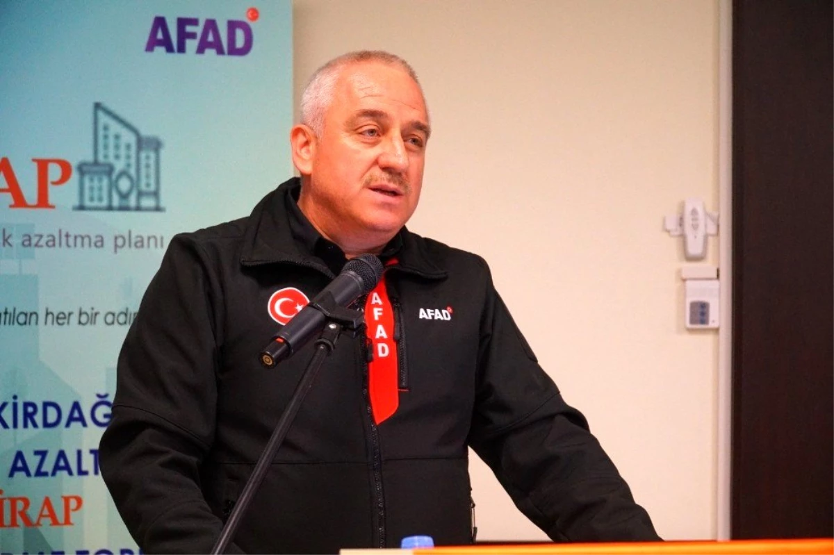 AFAD Başkan Yardımcısı Palakoğlu: "Afet ülkesinde yaşıyoruz"