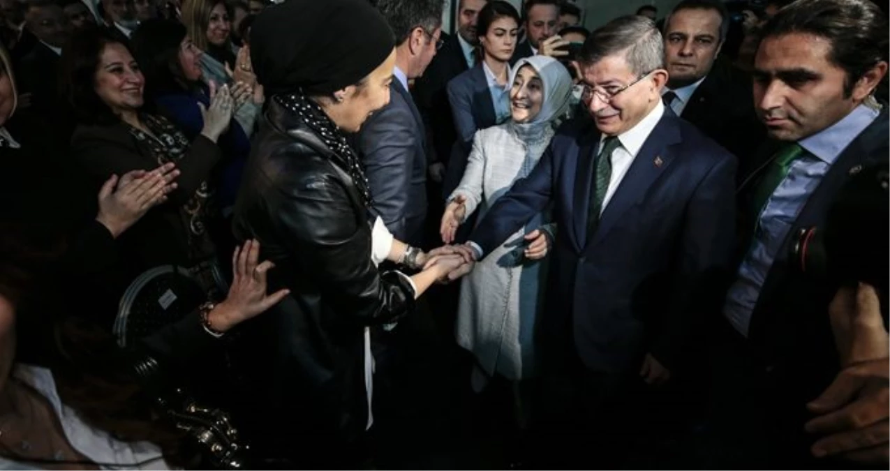 Ahmet Davutoğlu\'nun kurduğu Gelecek Partisi\'nin yönetim kadrosu belli oldu