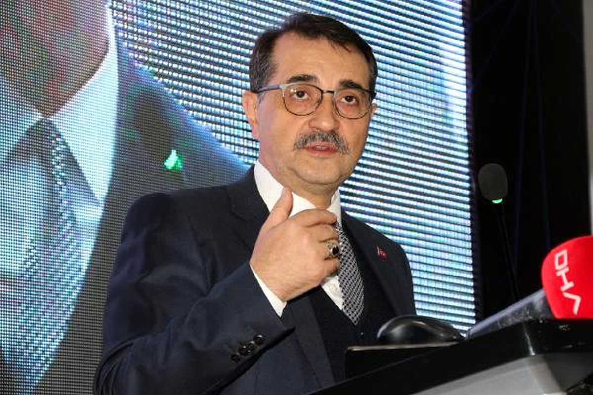 Bakan Dönmez: Akdeniz\'de misafir değil, ev sahibiyiz