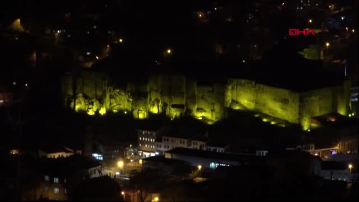 Bitlis kalesi ışıklandırıldı