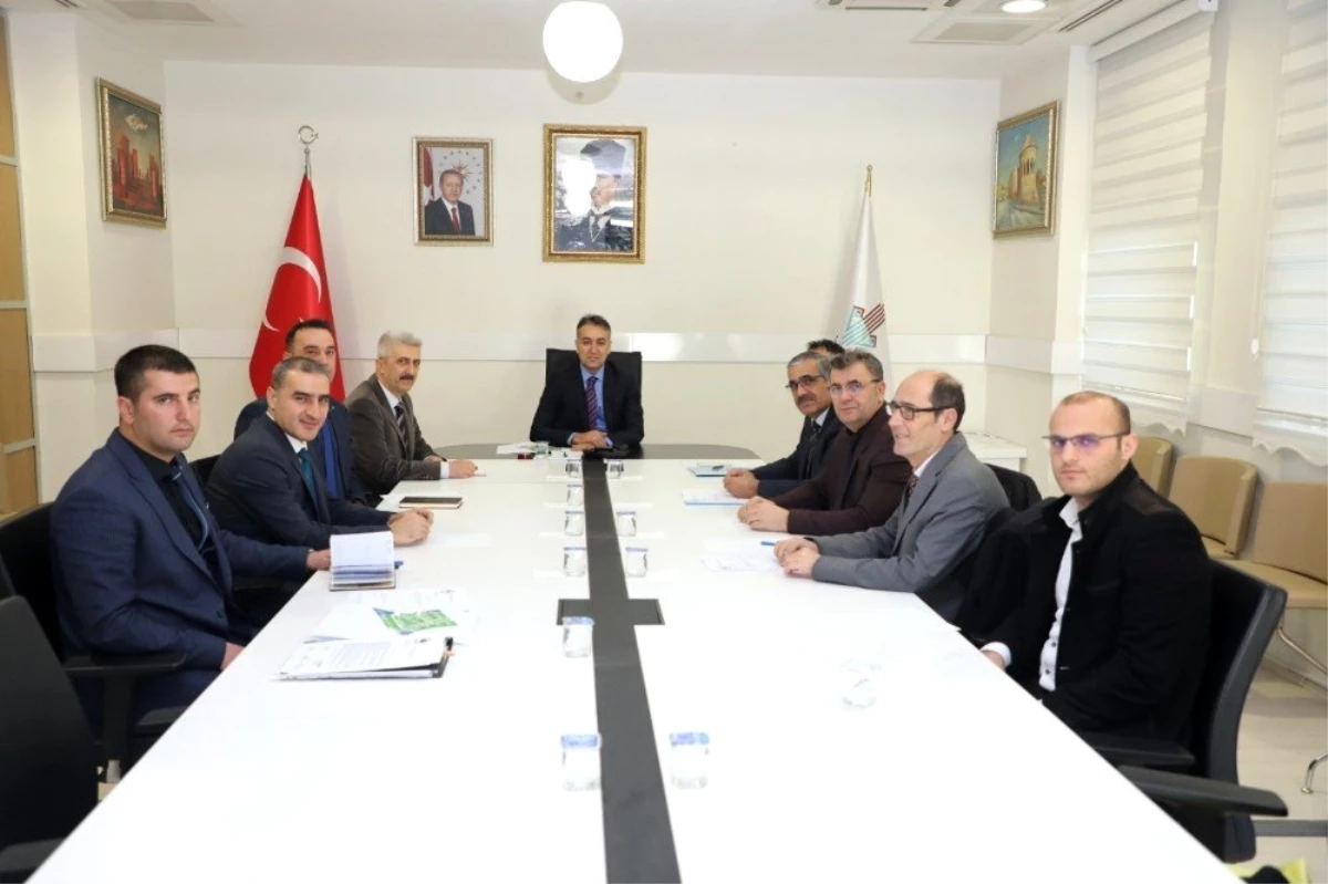Bitlis Valisi Çağatay, Organize Sanayi Bölgesi Müteşebbis Heyeti toplantısına katıldı
