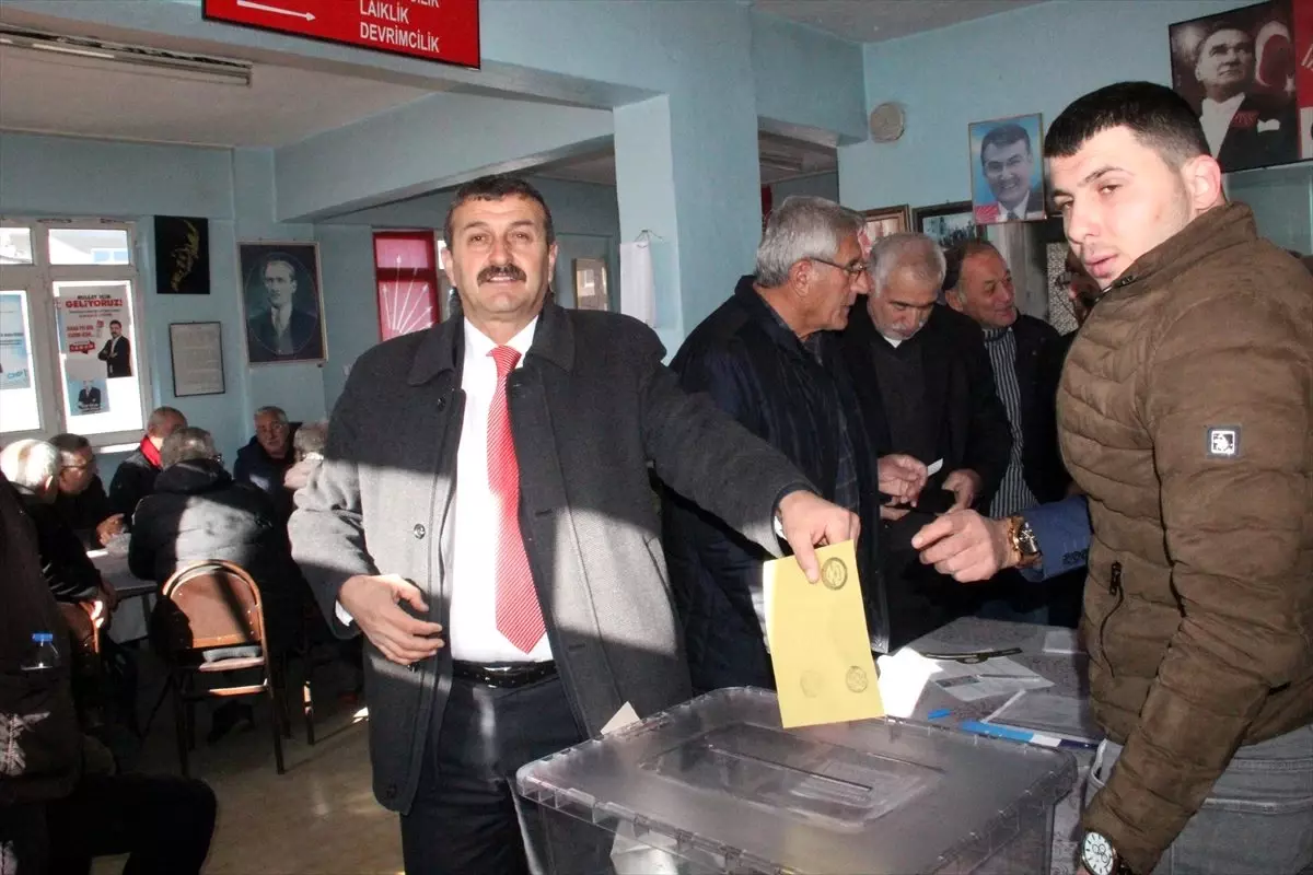 Çorlu, CHP Suşehri İlçe Başkanlığına yeniden seçildi