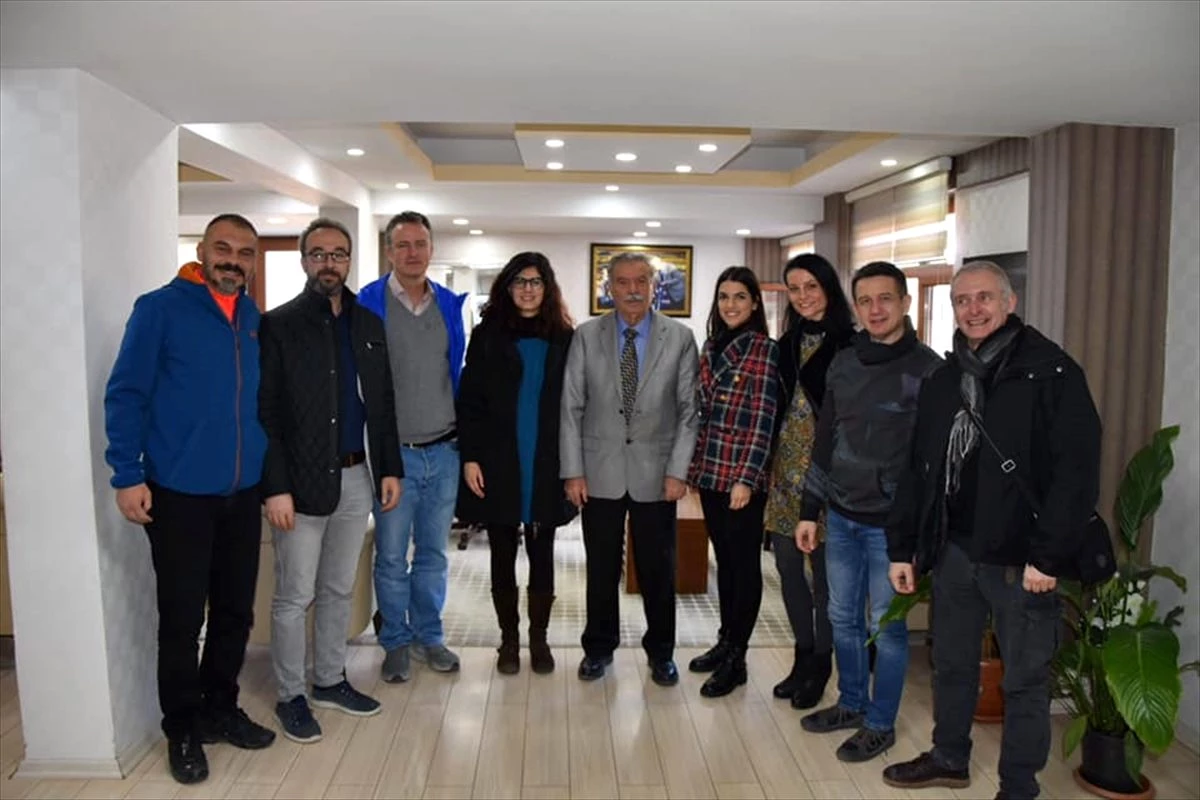Doğanşehir Belediye Başkanı Vahap Küçük\'e yabancı konuklardan ziyaret