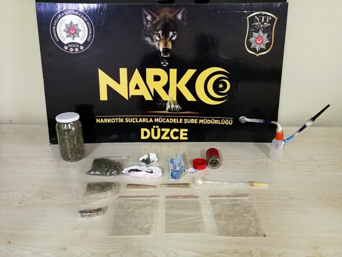 Düzce Polisi uyuşturucu satıcılarına göz açtırmıyor
