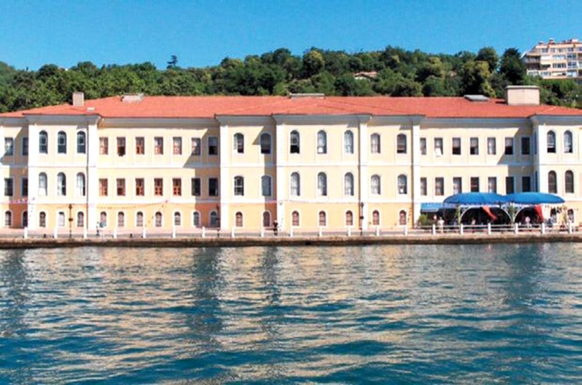 Kabataş Erkek Lisesi uluslararası müfredat uygulayan ilk devlet lisesi oldu