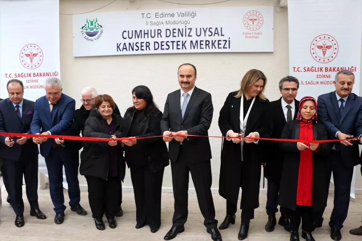 Kanserden ölen tıp öğrencisinin adı kanser destek merkezinde yaşayacak