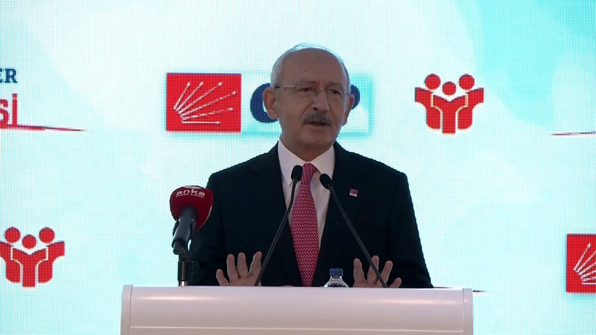Kemal Kılıçdaroğlu \'Yerel Yönetimler ve Turizm Zirvesi\'ne katıldı