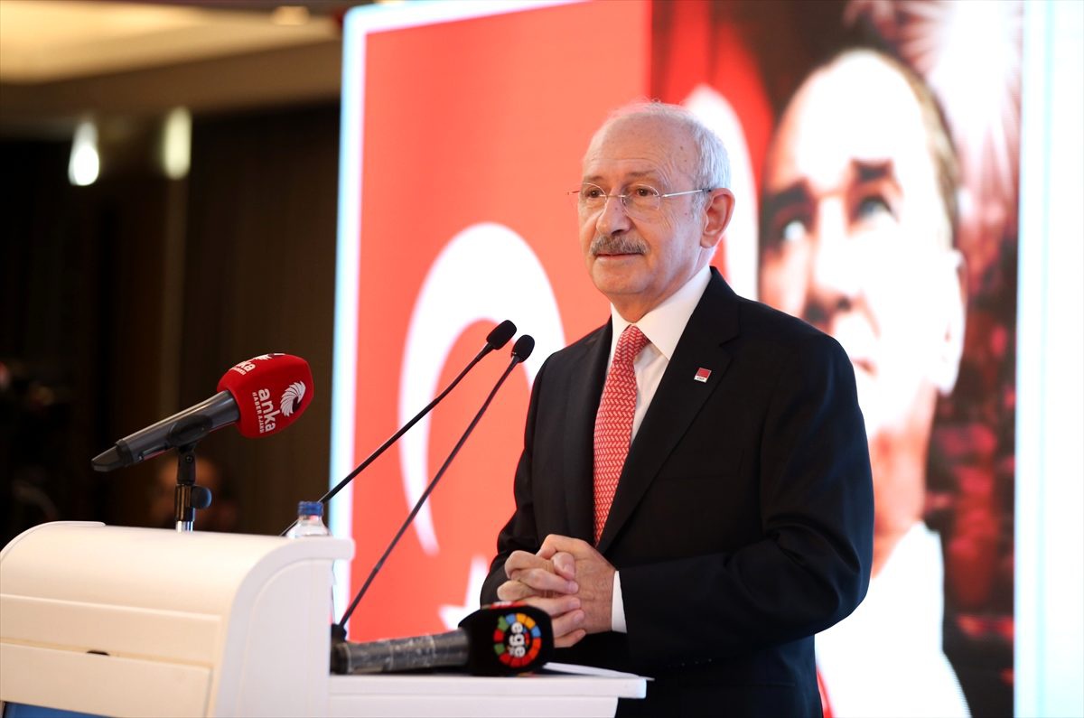 Kılıçdaroğlu, Yerel Yönetimler ve Turizm Zirvesi\'nde konuştu Açıklaması