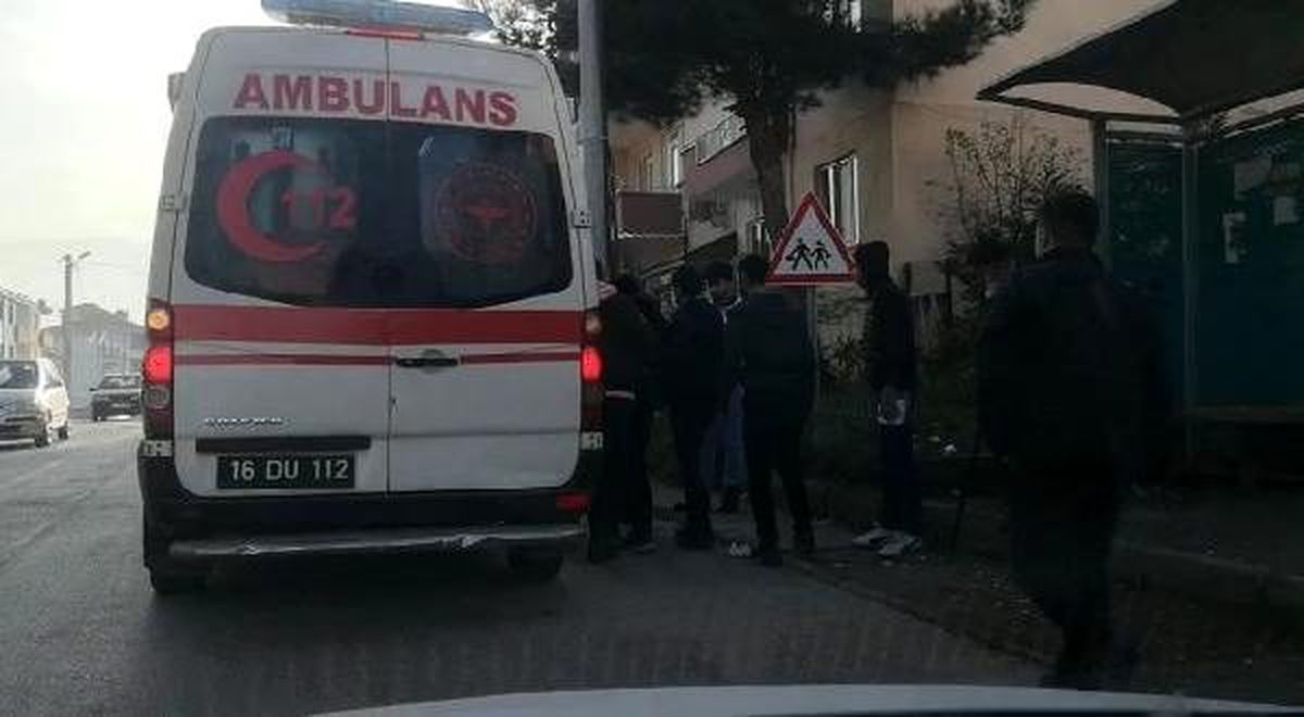 Liseli genç, kız arkadaş tartışmasında kurusıkı tabancayla yaralandı