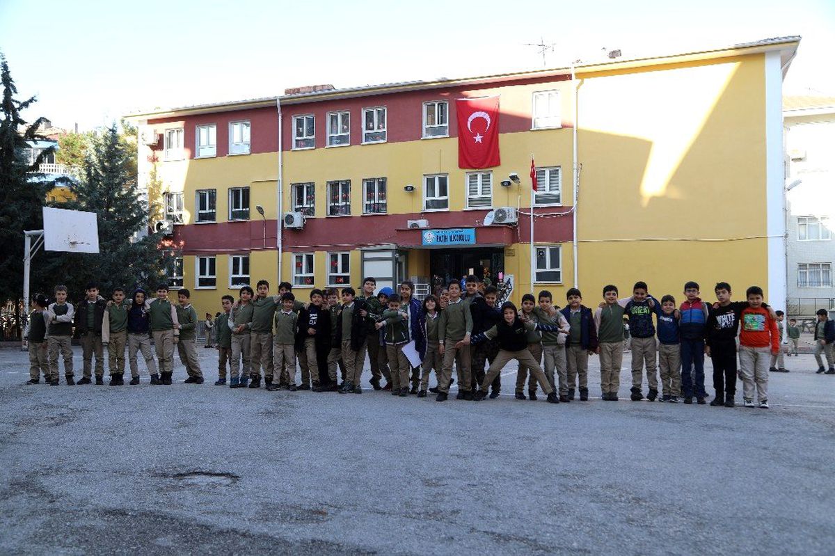 Öğrencilere zabıta tanıtılıyor
