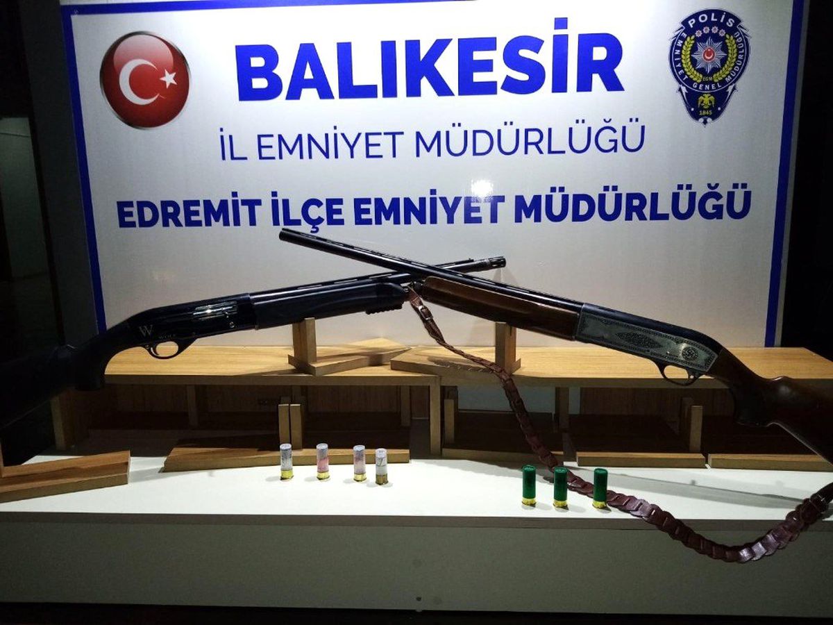 Polis 20 aranan şahsı yakaladı