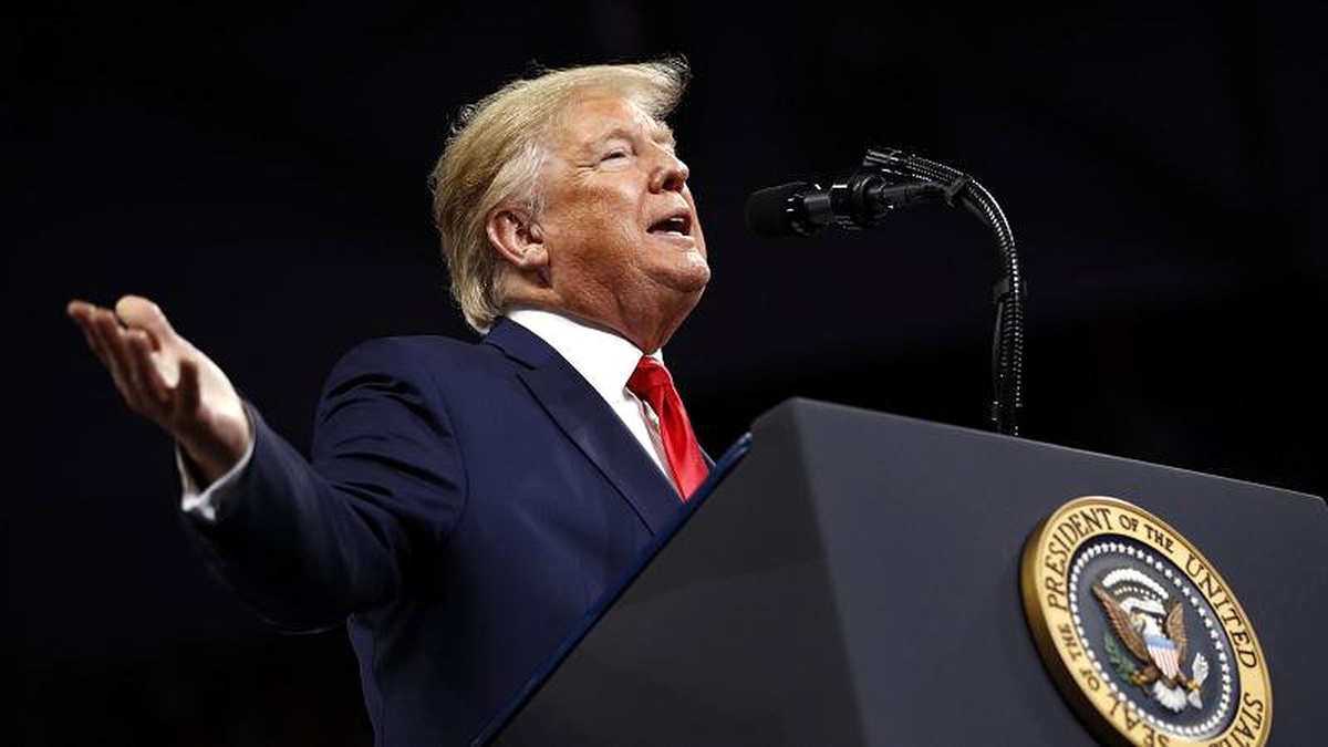 Temsilciler Meclisi Trump\'ı azletti, nihai kararı Senato verecek: Şimdi ne olacak?