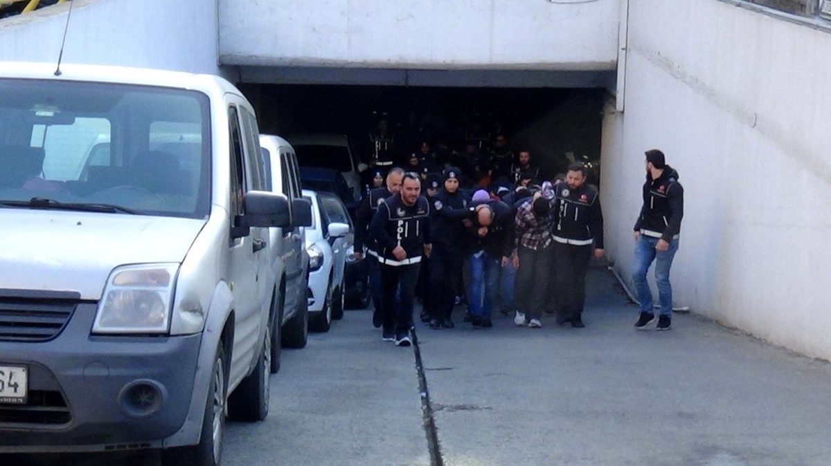 Uyuşturucu şüphelisi 110 kişi adliyelere sevk edildi
