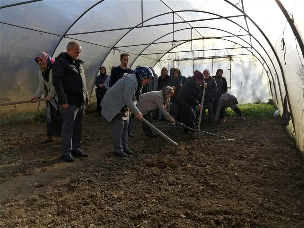 Yenice\'de kadınlara seracılık kursu verildi