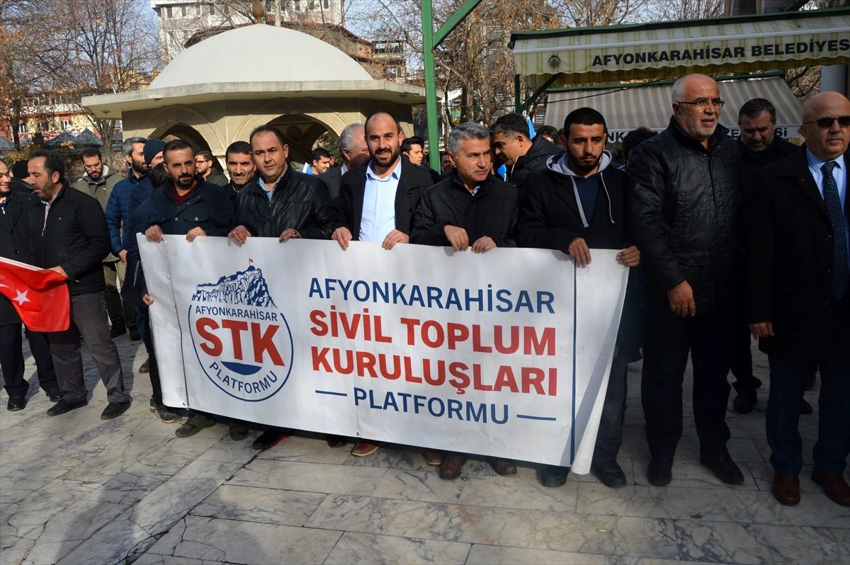 Afyonkarahisar\'da Doğu Türkistan\'da yaşanan Çin zulmü protesto edildi