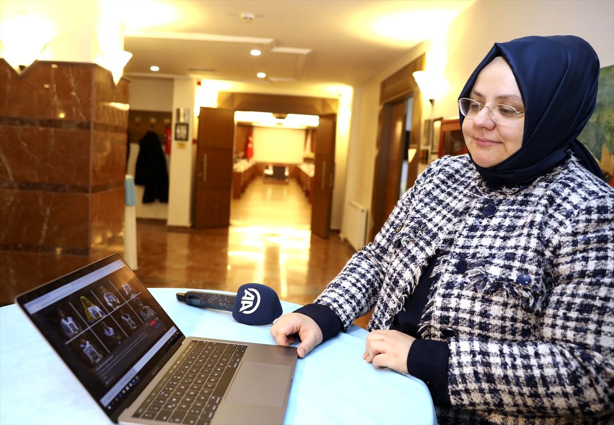 Aile, Çalışma ve Sosyal Hizmetler Bakanı Selçuk, AA\'nın "Yılın Fotoğrafları" oylamasına katıldı