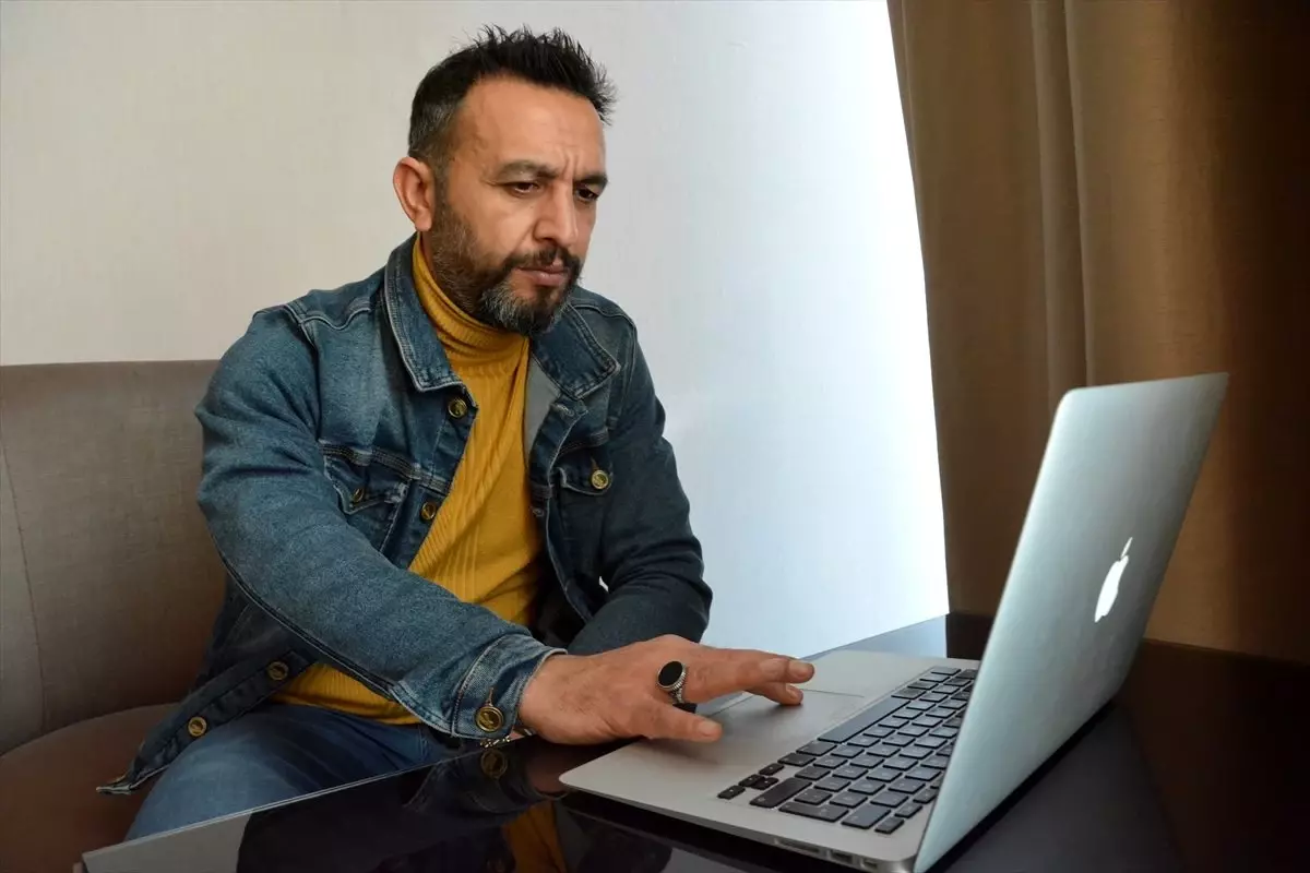 Ampute Milli Futbol Takımı kalecisi Selim Karadağ, AA\'nın "Yılın Fotoğrafları" oylamasına katıldı