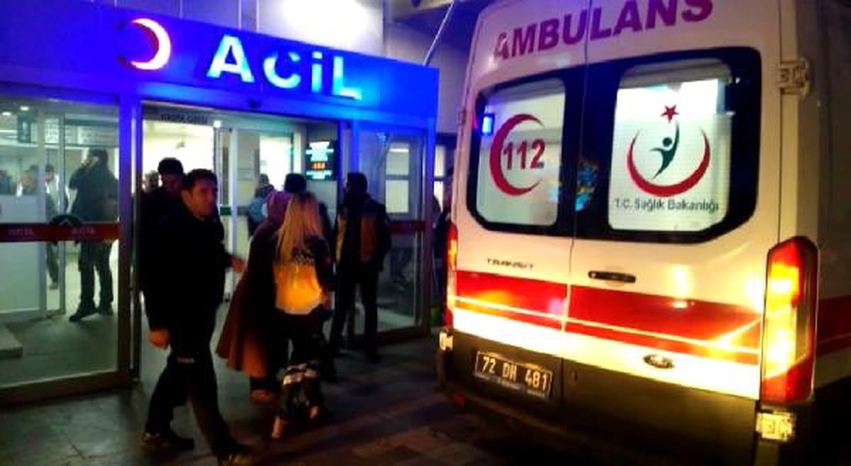 Batman\'da, husumetli iki aile arasında taşlı- bıçaklı kavga: 19 yaralı
