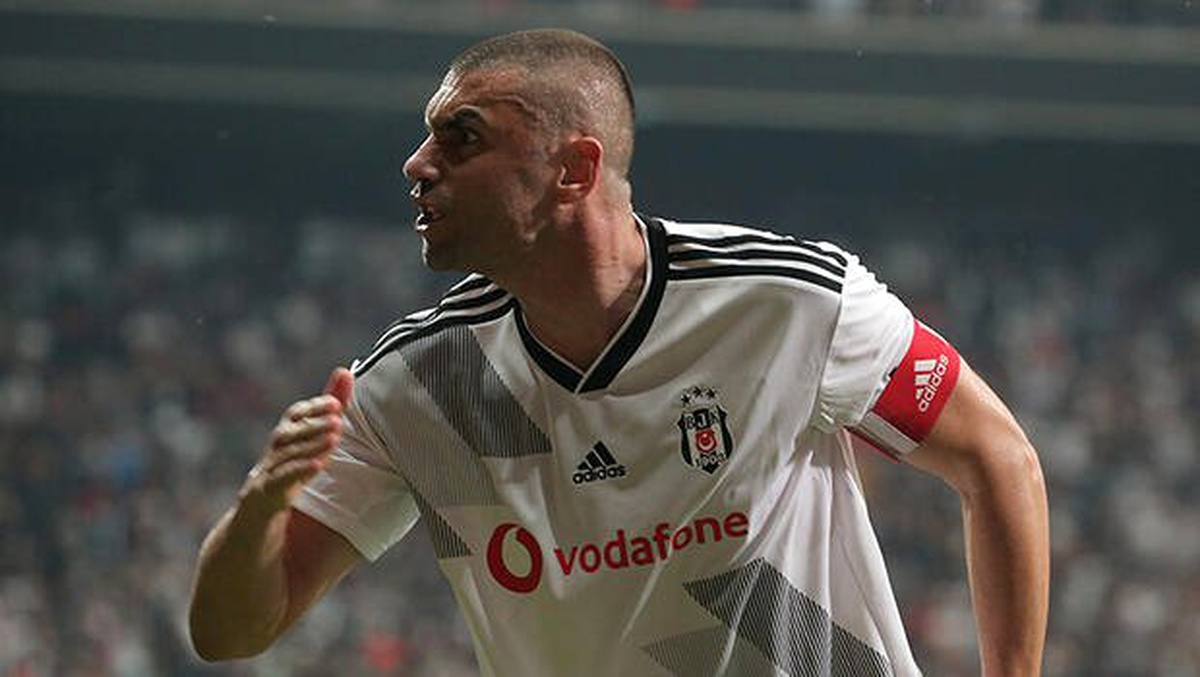 Beşiktaş\'ta Fenerbahçe maçının kilit oyuncusu Burak Yılmaz